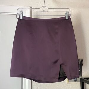 NWT IN THE MOOD FOR LOVE plum‎ purple satin mini skirt